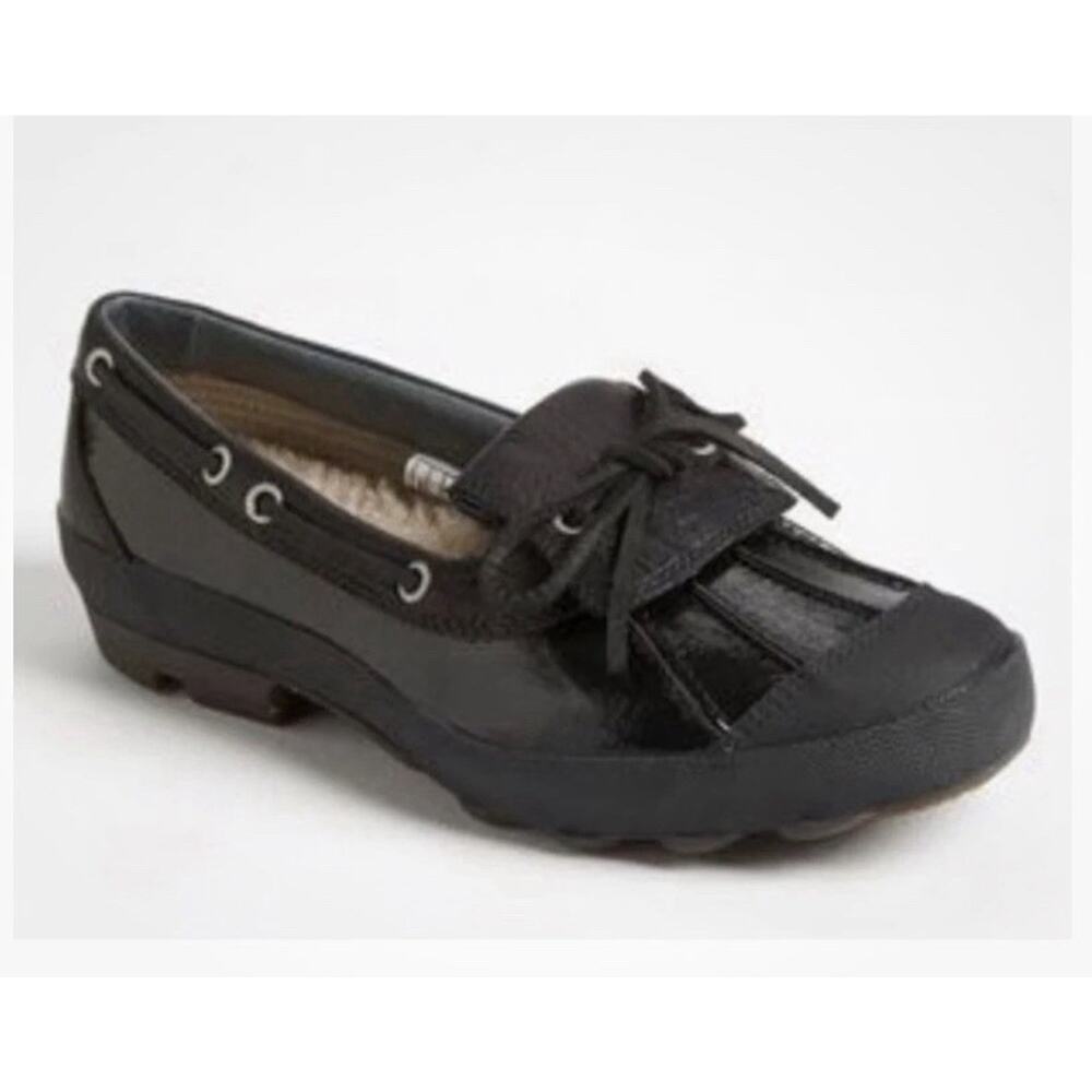 UGG Australia Ashdale Black Duck Water Shoes Sheepskin Leather Womens Size 10